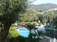 Garten mit Pool