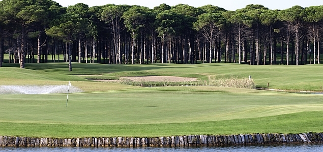 Belek Trkei - Sueno Golf Resort - Pines Golf Course Spielbahn